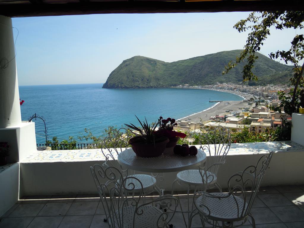 Villa Vista Mare Mela Lipari  Bagian luar foto