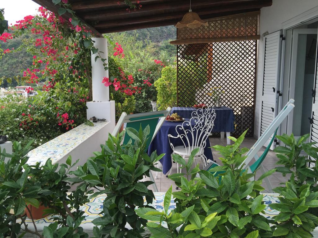 Villa Vista Mare Mela Lipari  Bagian luar foto
