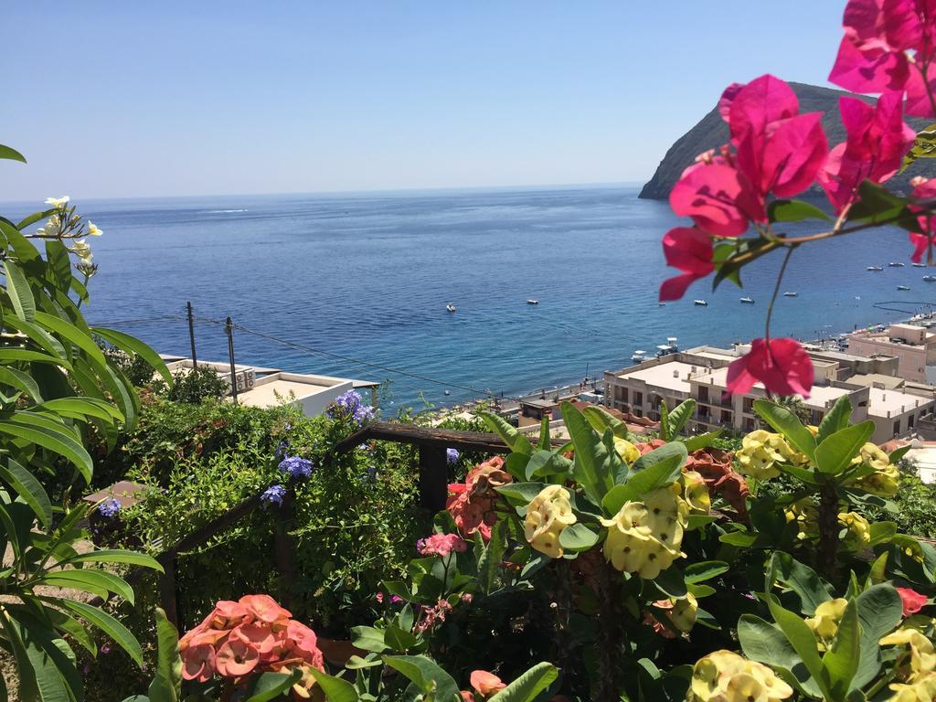 Villa Vista Mare Mela Lipari  Bagian luar foto