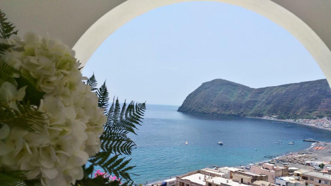 Villa Vista Mare Mela Lipari  Bagian luar foto