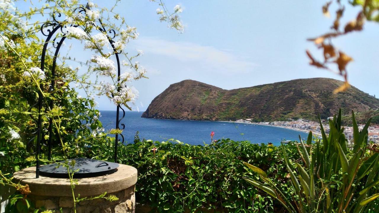 Villa Vista Mare Mela Lipari  Bagian luar foto