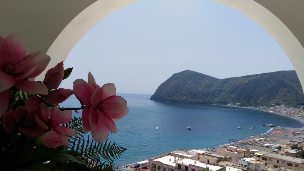 Villa Vista Mare Mela Lipari  Bagian luar foto