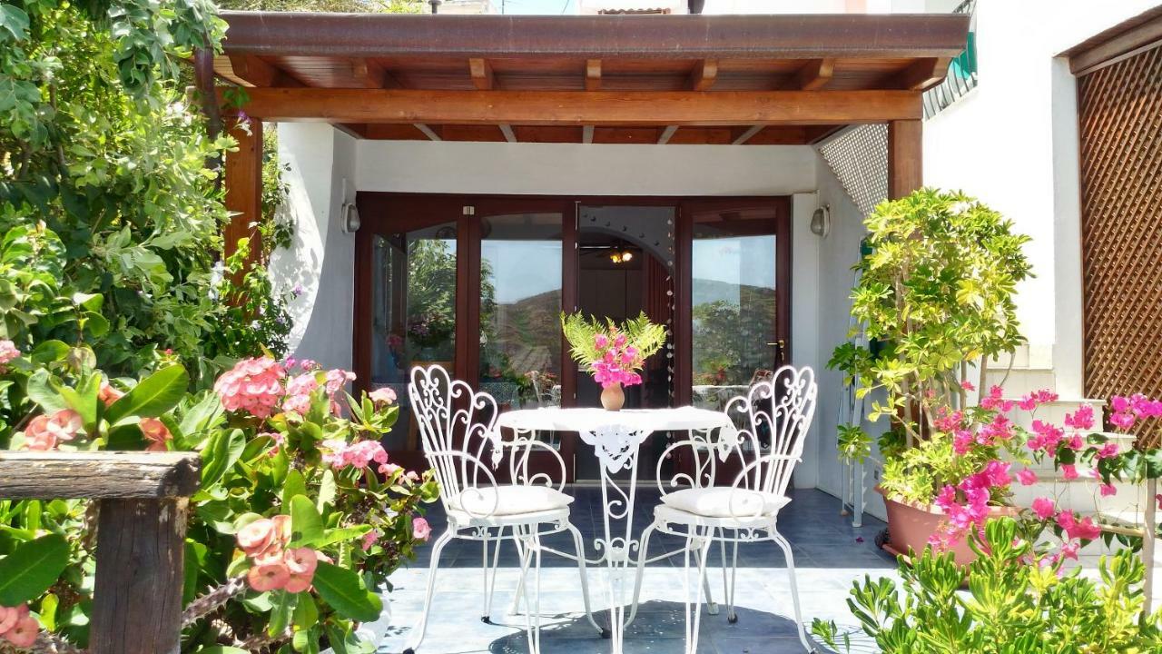 Villa Vista Mare Mela Lipari  Bagian luar foto