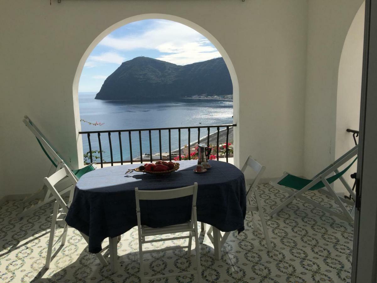 Villa Vista Mare Mela Lipari  Bagian luar foto